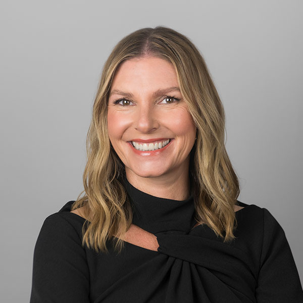 Elizabeth Mcintyre,  CEO